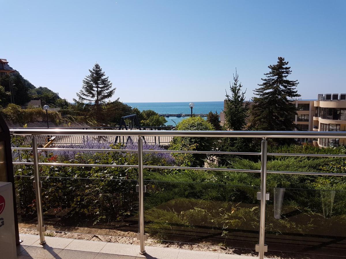 Family Hotel Venera Kavarna Dış mekan fotoğraf