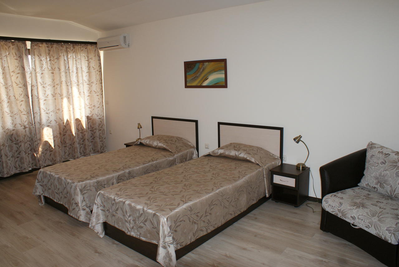 Family Hotel Venera Kavarna Dış mekan fotoğraf